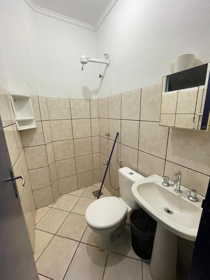 Portaria E Circulacao De Hospedes So Ate 23 Horas - Reabre As 5 Horas - Compartilhado Tompell Hostel Понта-Поран Экстерьер фото